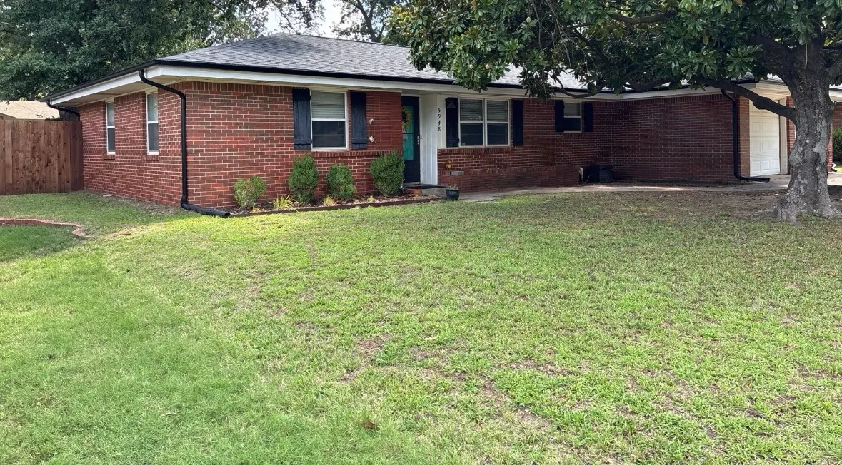 Brick Ranch Roof Replacement